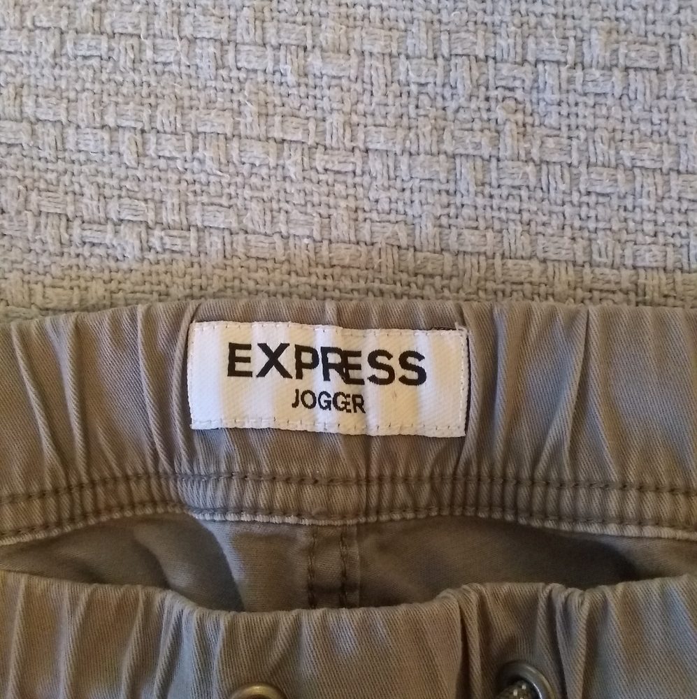 Express Joggers - Picture 2 of 10